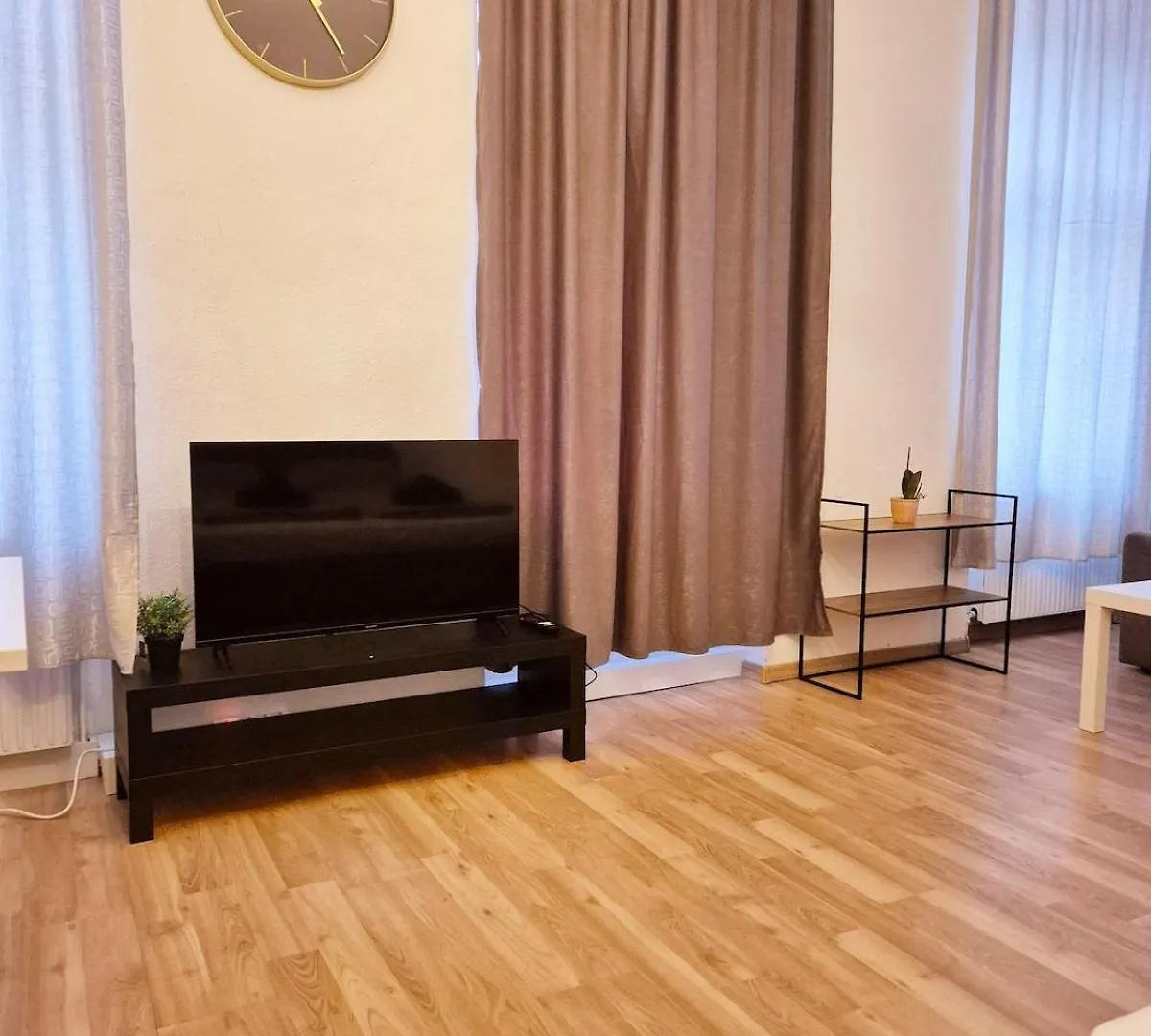 Vega Apartments - Schoenbrunn 2 location