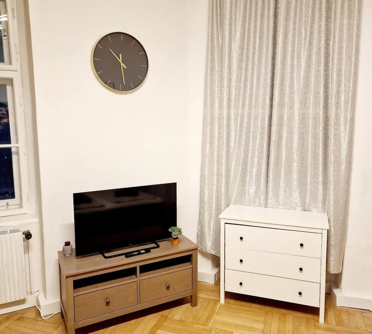 Vega Apartments - Schoenbrunn 2 Vienna Austria