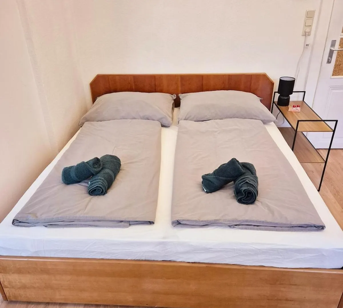 Vega Apartments - Schoenbrunn 2 Vienna